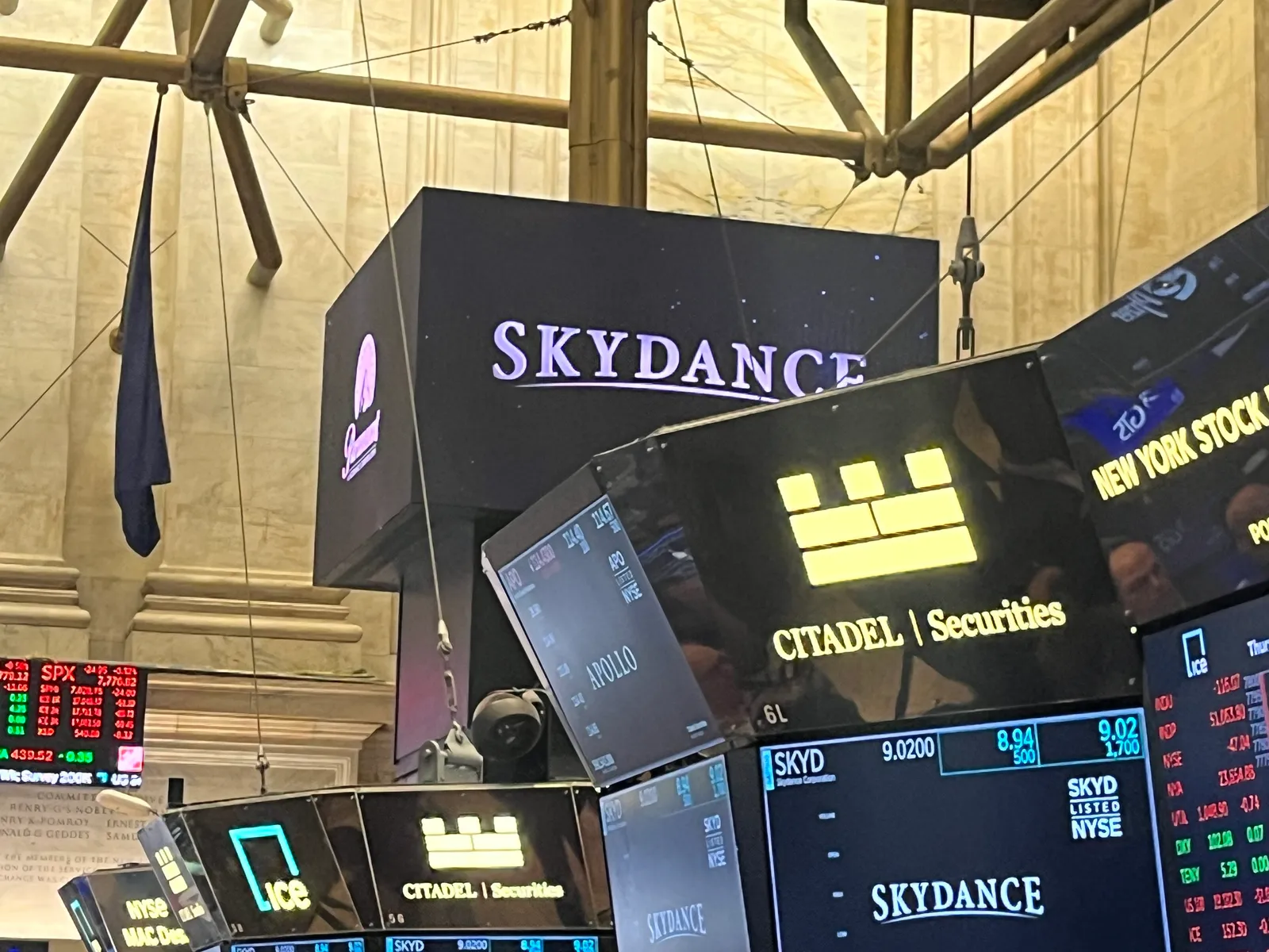 Imagem: Mais Uma Vez Com Sentimento: Opositores da fusão Paramount-WBD tentam desacelerar a consolidação do Paramount+ e do HBO Max pela Skydance