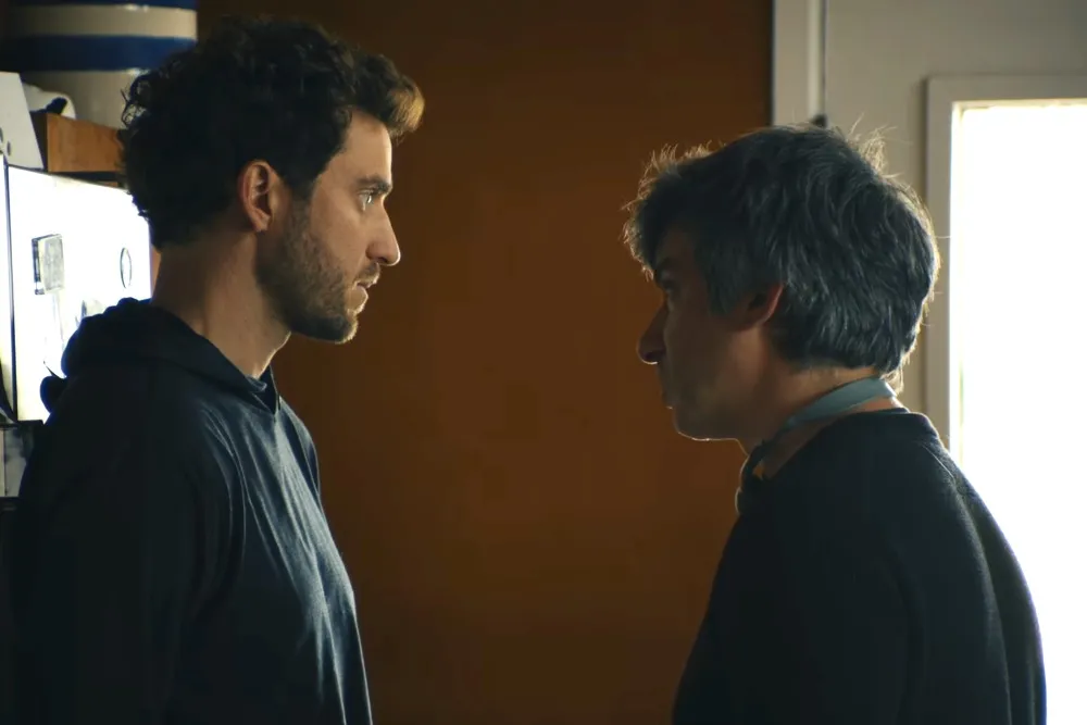 Imagem: ‘You Can See Everything’: Diretor Lance Oppenheim Diz que Billy Evans ‘Não se Importava em Ser Visto Nu’; Evans Perguntou: ‘Quer Me Filmar Tomando Banho?’