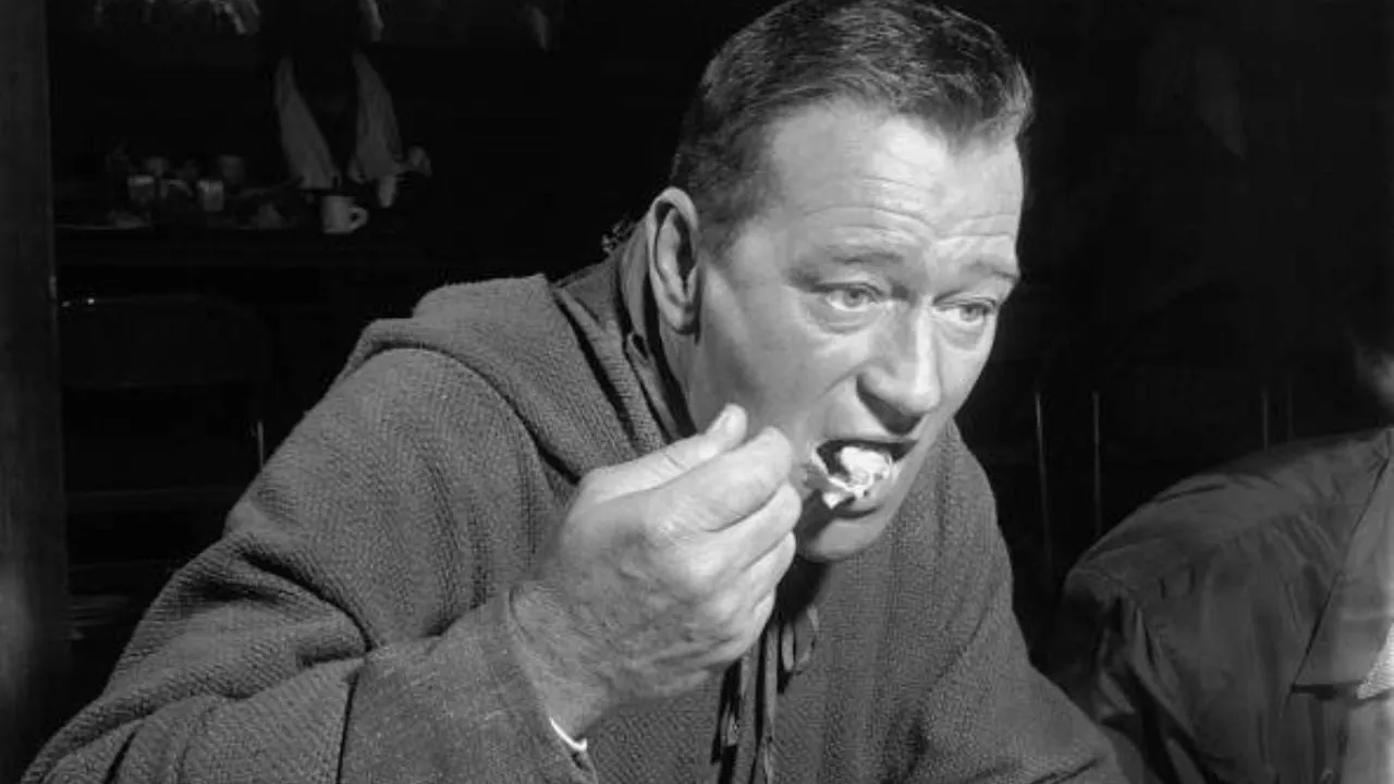 Imagem: "Teria comido isso em todas as refeições": John Wayne não conseguia resistir a este prato, mas nem sempre pôde se dar ao luxo de comê-lo