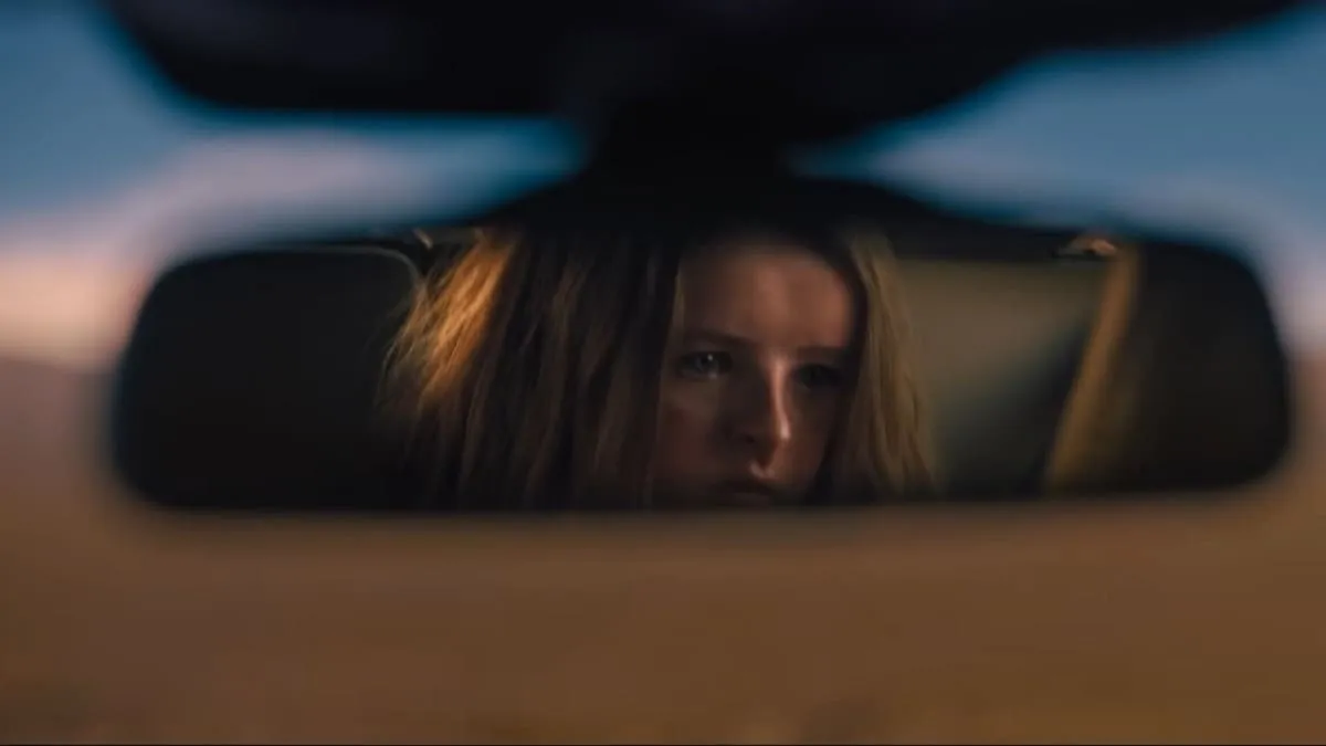 Imagem: Milly Shapiro, de Hereditário, ainda está chateada por não terem deixado que ela ficasse com a própria cabeça decepada