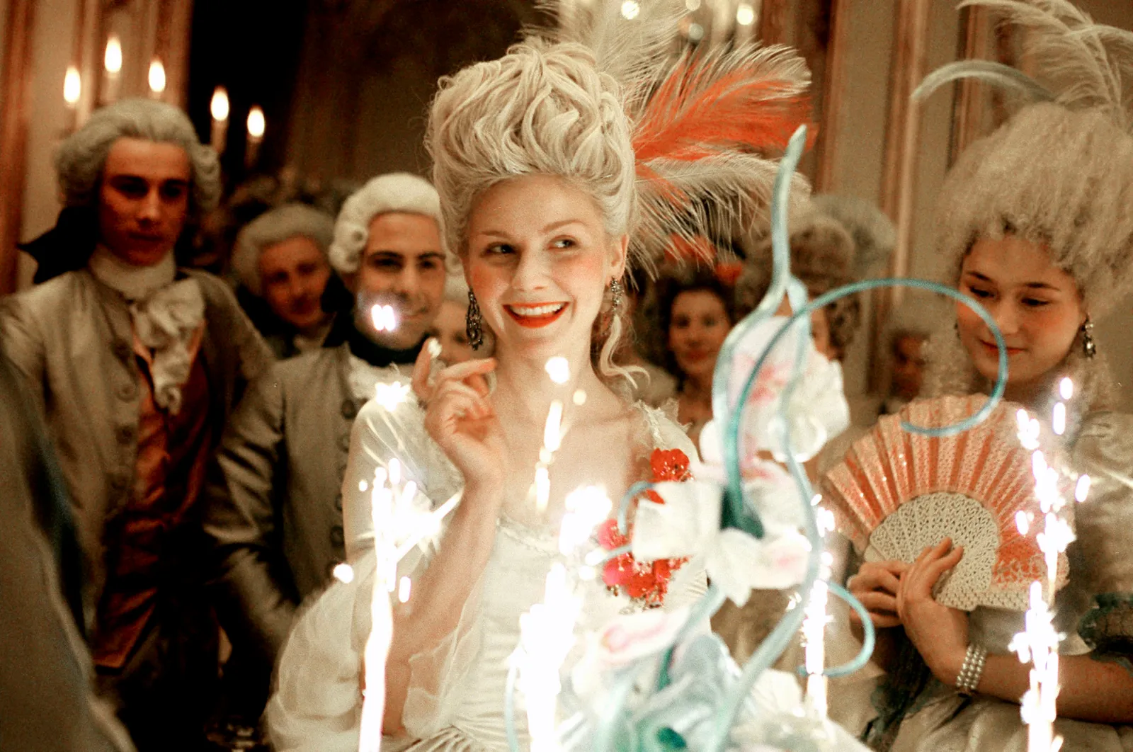 Imagem: Pathé Apresenta Restauração em 4K de ‘Marie Antoinette’, de Sofia Coppola, Enquanto Sophie e Jérôme Seydoux São Homenageados em Lyon