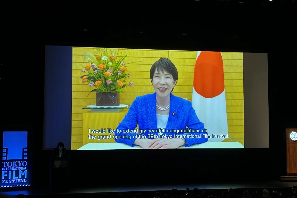 Imagem: Primeira-ministra do Japão, Sanae Takaichi, promete apoio ao cinema japonês na abertura do Tokyo Fest