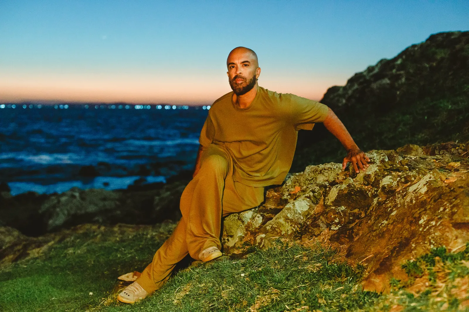 Imagem: Bruno Capinan manda 'Beijo de bicho', álbum com faixa para Gal Costa, voz de Belize Pombal, feat com Illy e parceria póstuma com o poeta Waly Salomão