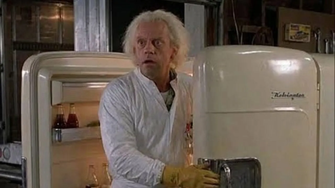 Imagem: A razão pela qual a máquina do tempo em De Volta para o Futuro seria uma geladeira no roteiro original