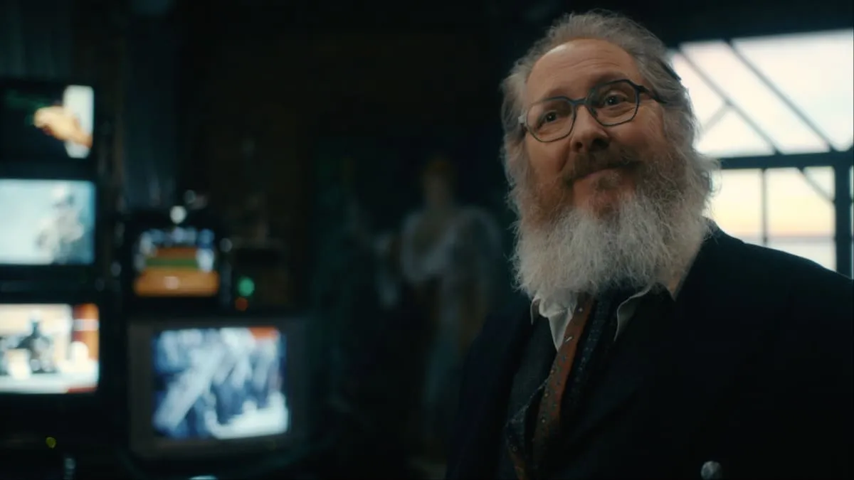 Imagem: Ultron vai observar pássaros enquanto as apostas emocionais de VisionQuest começam a compensar