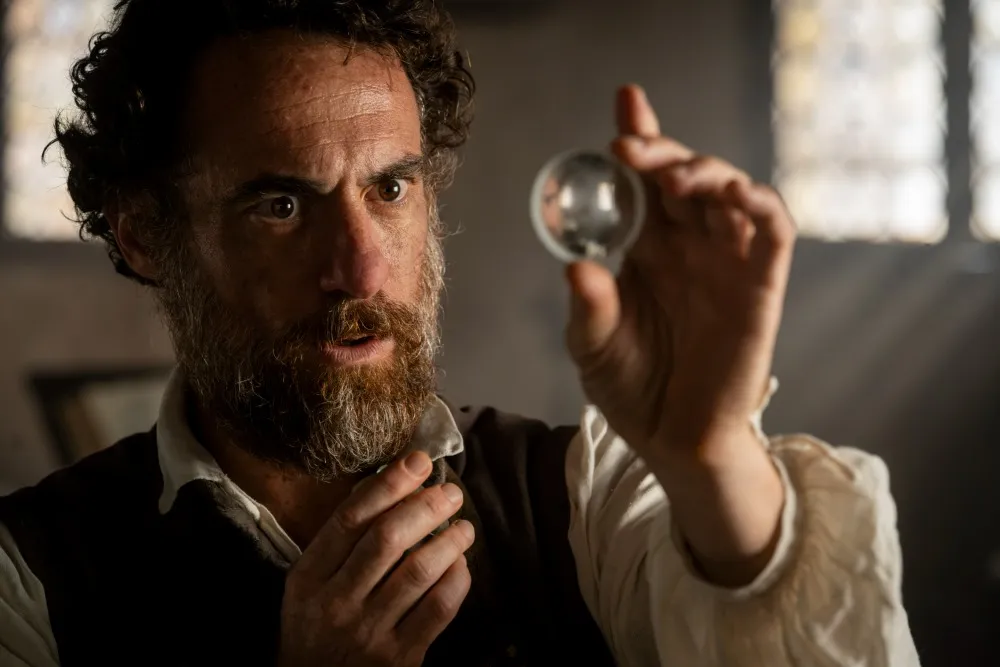 Imagem: ‘Galileo’, com Elio Germano no papel principal, é adquirido pela Fandango e inicia vendas no MIA de Roma (EXCLUSIVO)