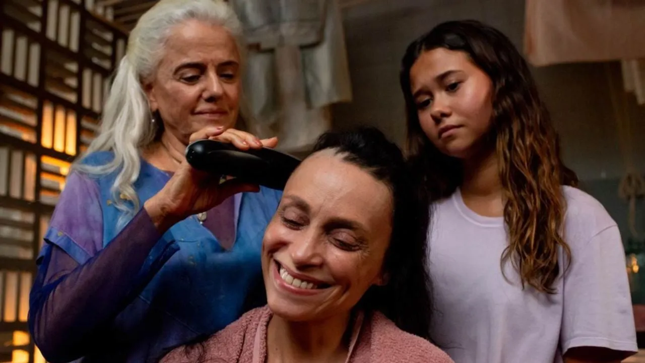 Image: Tela Quente today (10/19): Movie Câncer com Ascendente em Virgem brings an inspiring true story through the lens of humor, hope and a fresh start