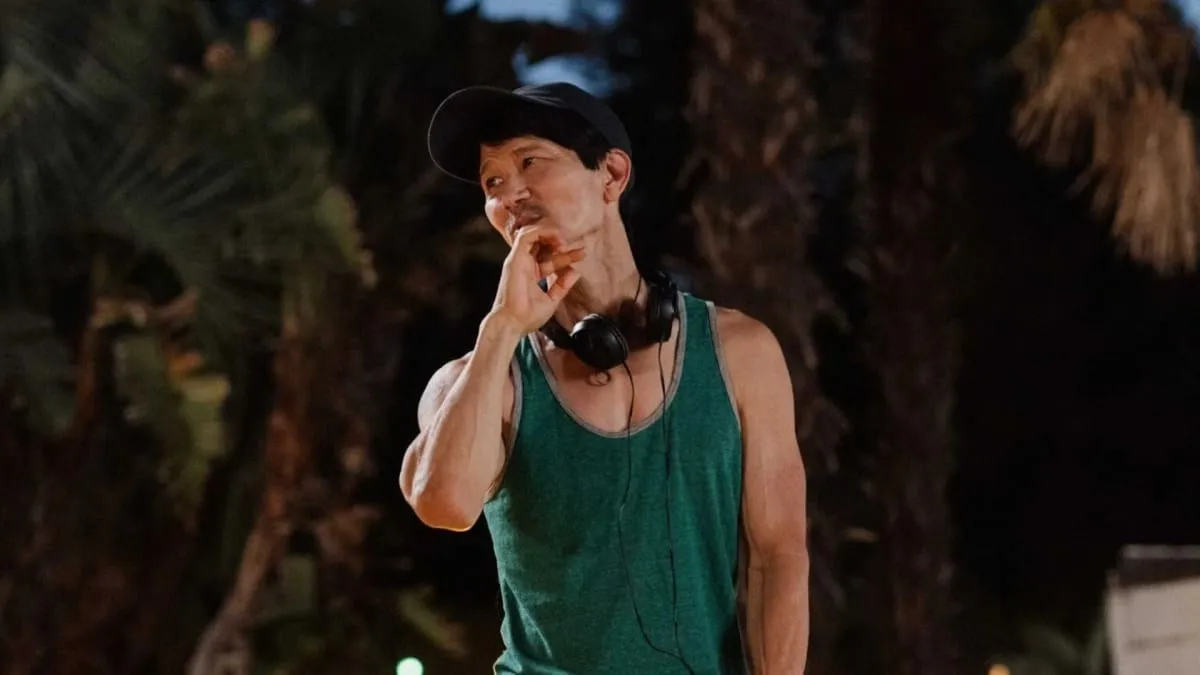 Imagem: Gregg Araki encerra as filmagens de The Decline Of Fucking Western Civilization com elenco ampliado