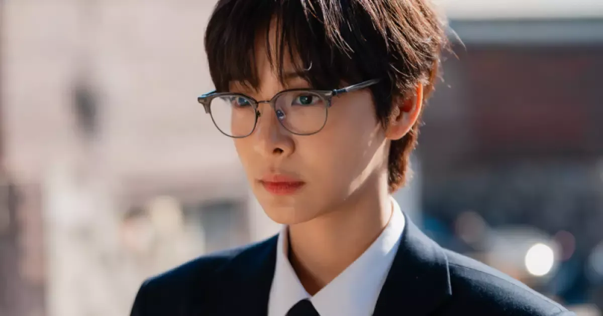 Image: Seol In-ah Studied Former Soldiers to Play Androgynous Character in Love in Disguise