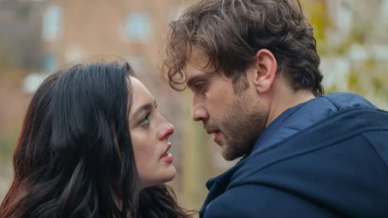 Image: 31 Episodes and 1 International Emmy on the Shelf: Deep Family Drama Arrives on Streaming Promising to Keep You Hooked From Start to Finish